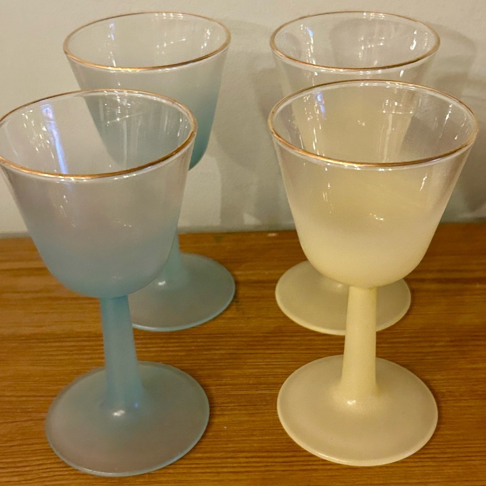 Blendo Style Gold Rimmed Blue and Yellow Small Cocktail Glasses